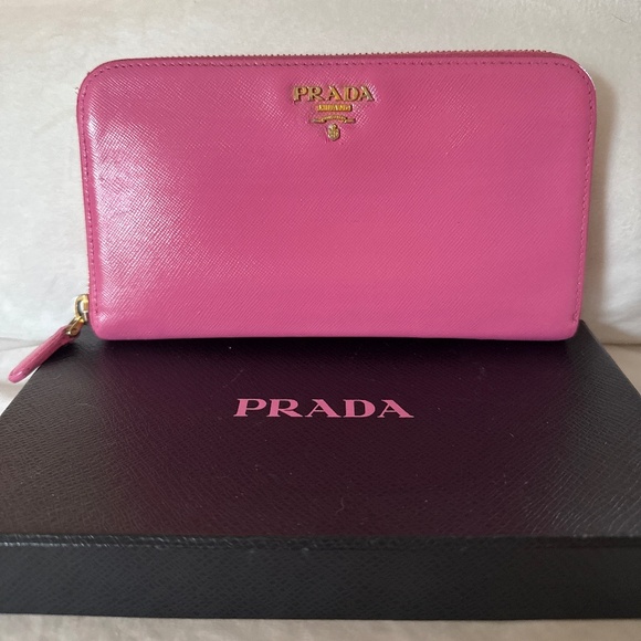 PRADA Pink Authentic Full Zip Wallet Gold Hardware VGUC - Picture 1 of 10